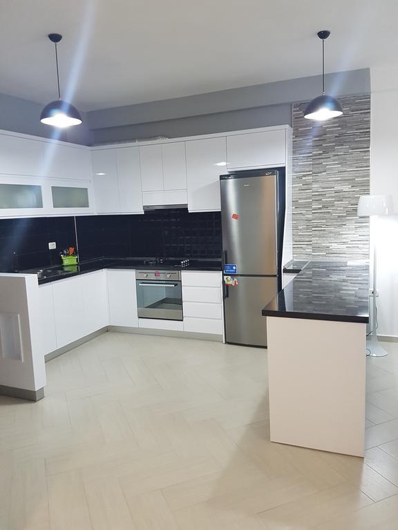 Modern Cozy Apartment Seaview Vlorë Exteriör bild