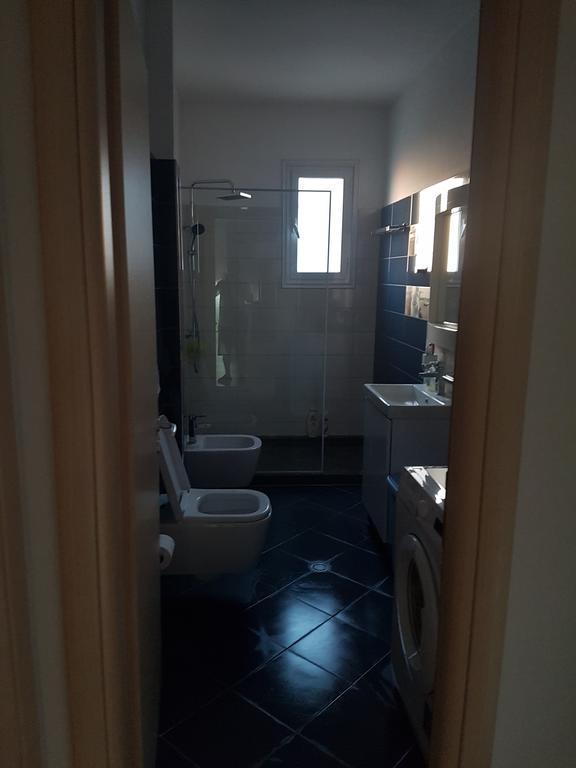 Modern Cozy Apartment Seaview Vlorë Exteriör bild