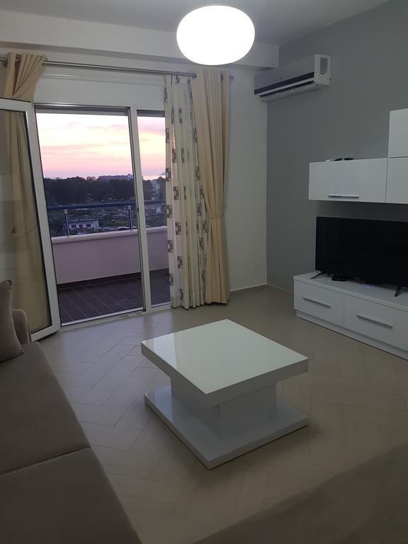 Modern Cozy Apartment Seaview Vlorë Exteriör bild