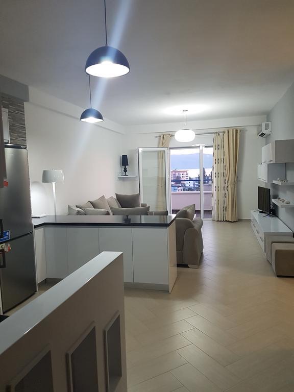 Modern Cozy Apartment Seaview Vlorë Exteriör bild