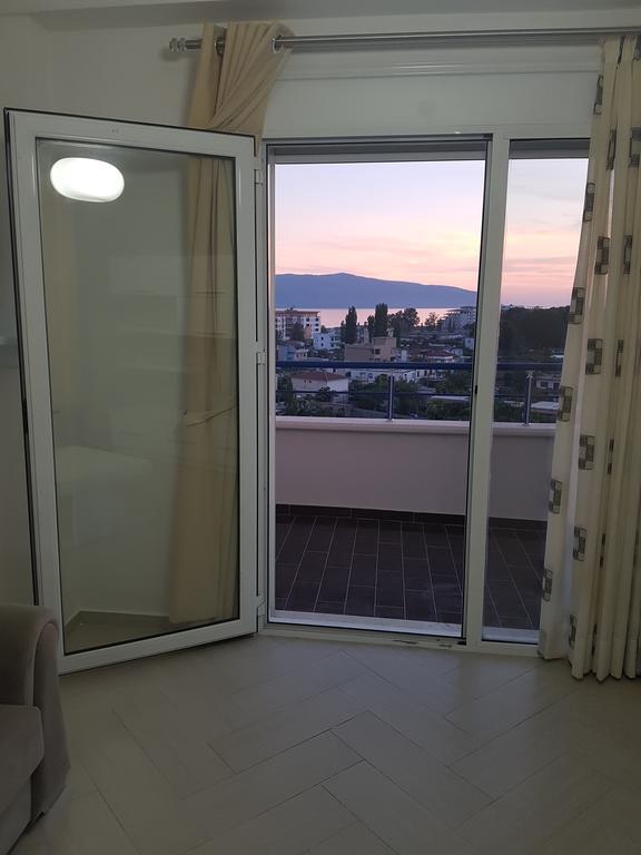 Modern Cozy Apartment Seaview Vlorë Exteriör bild