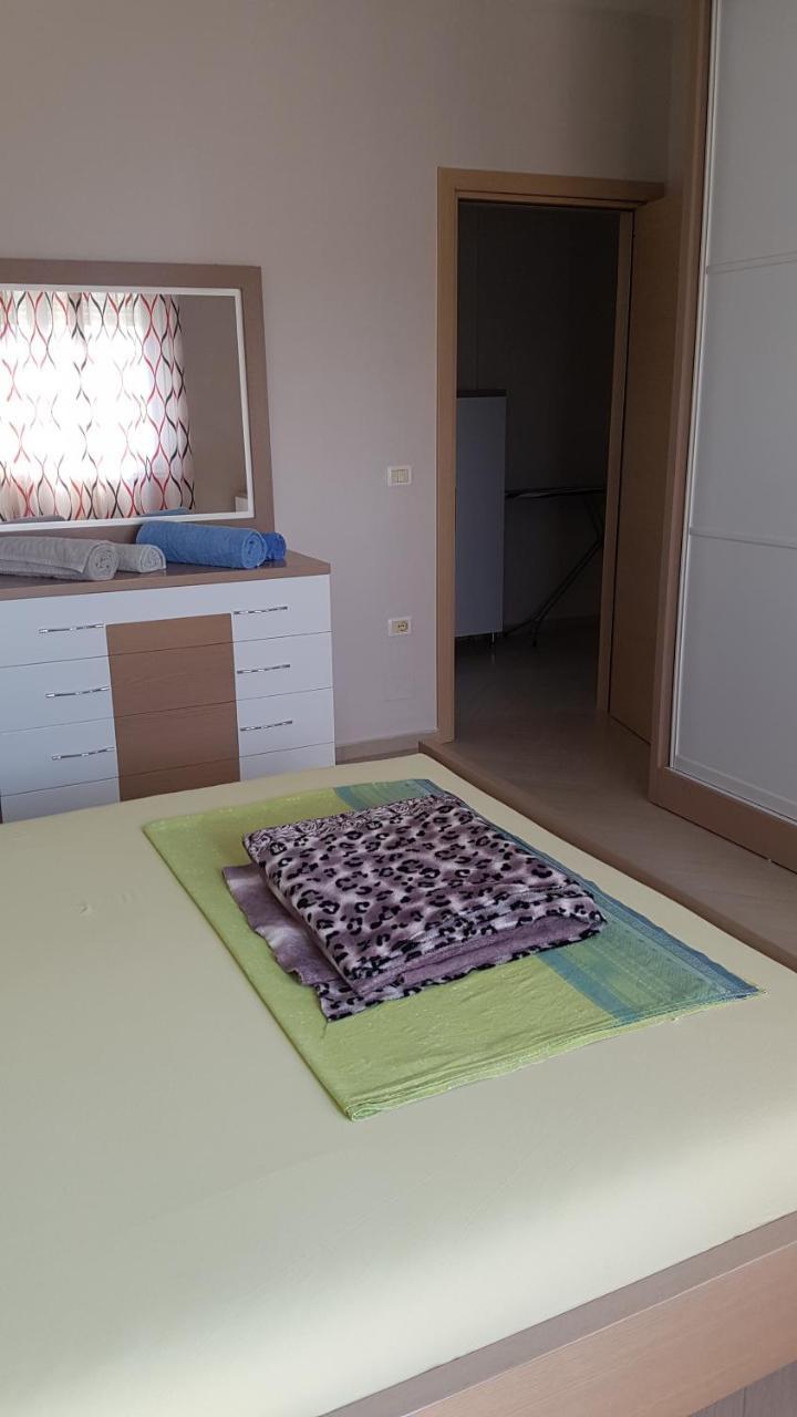 Modern Cozy Apartment Seaview Vlorë Exteriör bild