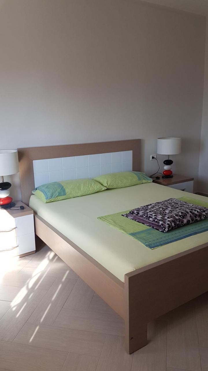 Modern Cozy Apartment Seaview Vlorë Exteriör bild